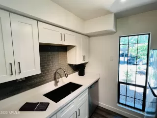 Photo #2: 6400309 Listing 