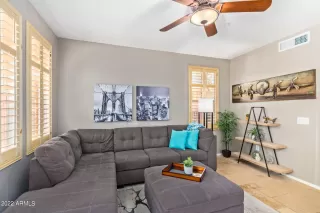 Photo #5: 6400570 Listing 