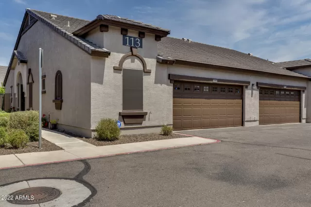 MLS: 6400598 Condo For Sale