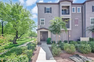 Photo #1: 6400653 Listing