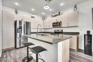 Photo #4: 6400653 Listing