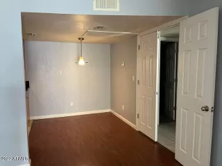 Photo #6: 6400778 Listing