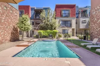 Photo #2: 6400853 Listing