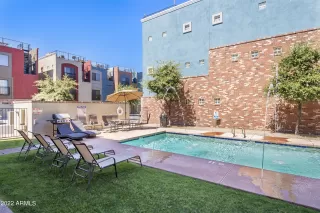 Photo #3: 6400853 Listing