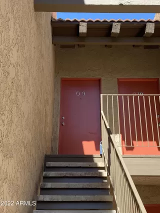 Photo #2: 6400881 Listing