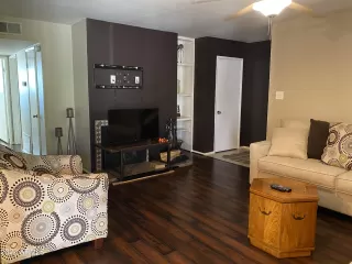 Photo #6: 6400881 Listing