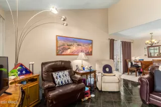 Photo #1: 6401040 Listing 