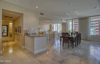 Photo #2: 6401087 Listing 