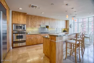 Photo #5: 6401087 Listing 