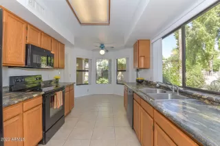 Photo #1: 6401279 Listing 