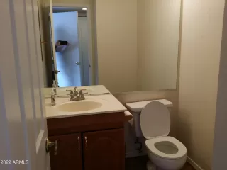Photo #6: 6401294 Listing