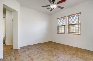 Photo #6: 6401325 Listing