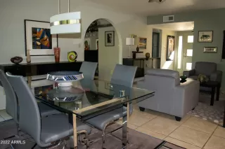 Photo #4: 6401335 Listing