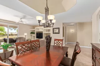 Photo #5: 6401389 Listing