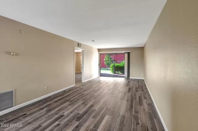 MLS: 6401550 Condo For Sale