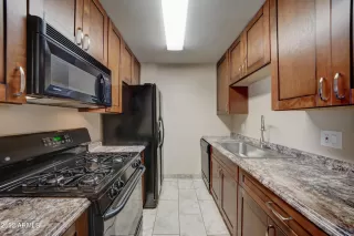 Photo #5: 6401642 Listing