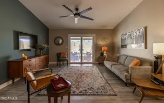 Photo #4: 6401699 Listing 