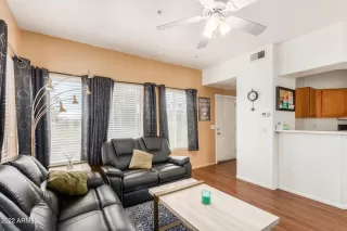 Photo #2: 6401718 Listing 