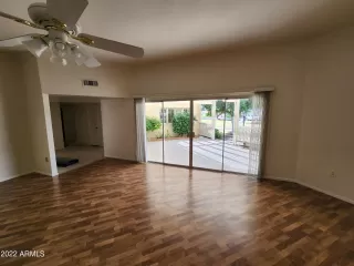 Photo #5: 6401843 Listing