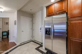 Photo #1: 6401983 Listing