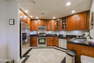 Photo #2: 6401983 Listing