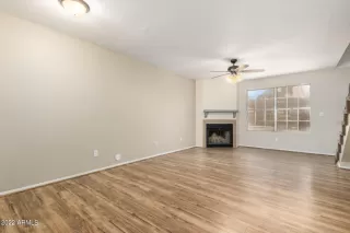 Photo #3: 6402229 Listing