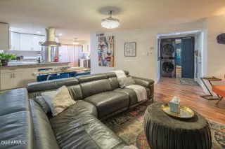 Photo #3: 6402456 Listing