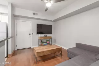 Photo #2: 6402536 Listing