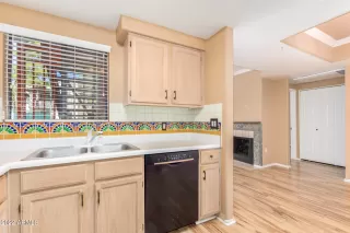 Photo #3: 6402633 Listing