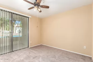 Photo #4: 6402633 Listing