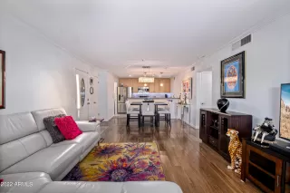 Photo #3: 6402643 Listing