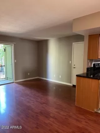 Photo #4: 6402664 Listing