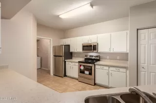 Photo #4: 6402707 Listing