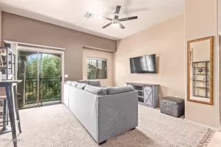 Photo #3: 6402736 Listing 