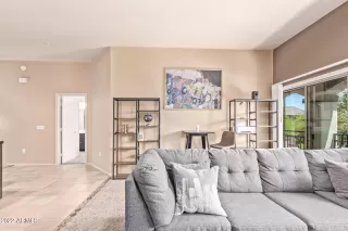 Photo #5: 6402736 Listing 