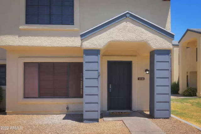 MLS: 6402818 Condo For Sale