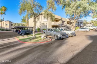 Photo #3: 6402856 Listing