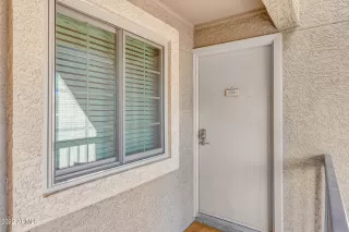 Photo #5: 6402856 Listing