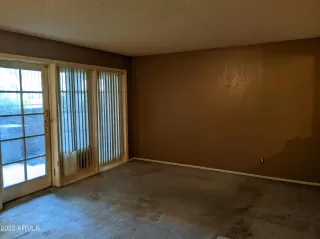 Photo #3: 6403082 Listing