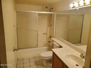 Photo #5: 6403082 Listing