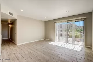 Photo #4: 6403278 Listing 