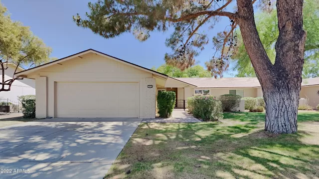 MLS: 6403280 Condo For Sale