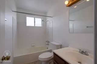 Photo #5: 6403436 Listing