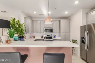 Photo #3: 6403476 Listing