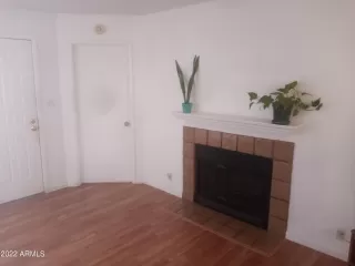 Photo #3: 6403554 Listing