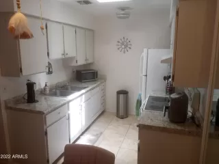 Photo #5: 6403554 Listing