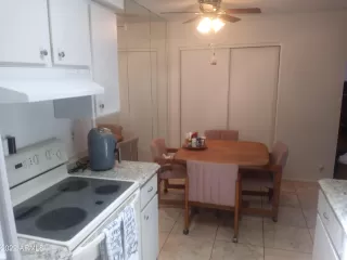 Photo #6: 6403554 Listing