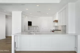 Photo #4: 6403729 Listing