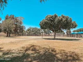 Photo #2: 6403735 Listing 