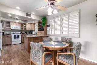 Photo #6: 6403775 Listing 